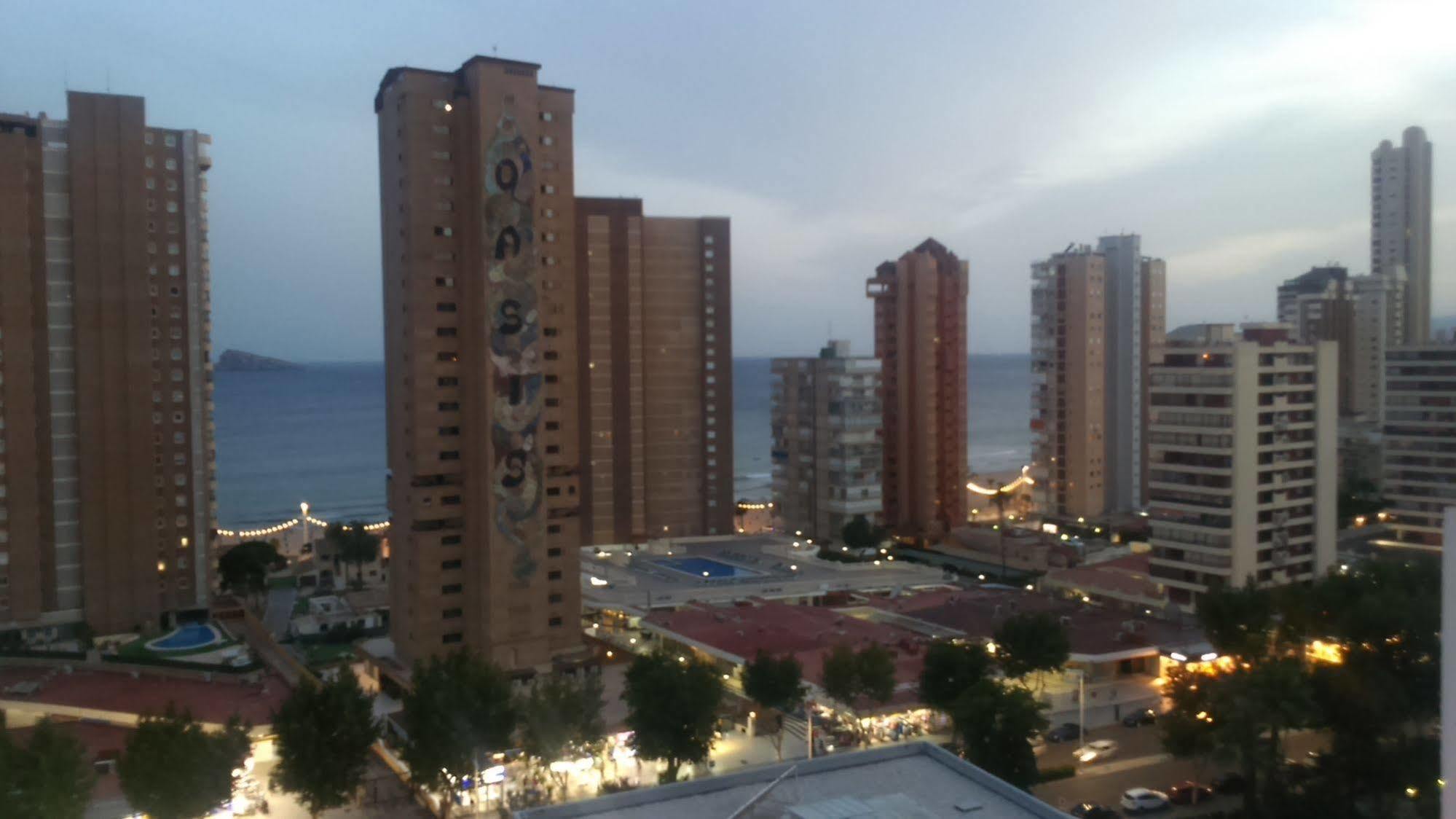 Blue Sky Apartment 베니돔 외부 사진